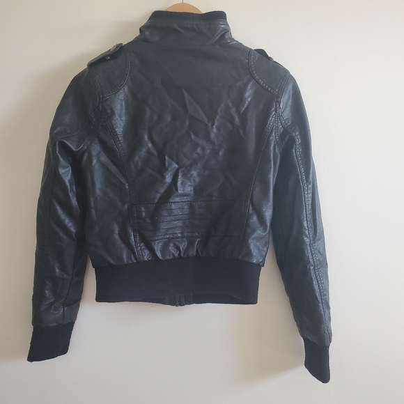 A Ci Sono light Jacket - Picture 2 of 6